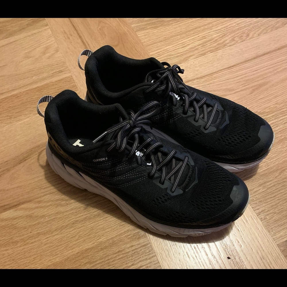 Hoka One One Clifton 6